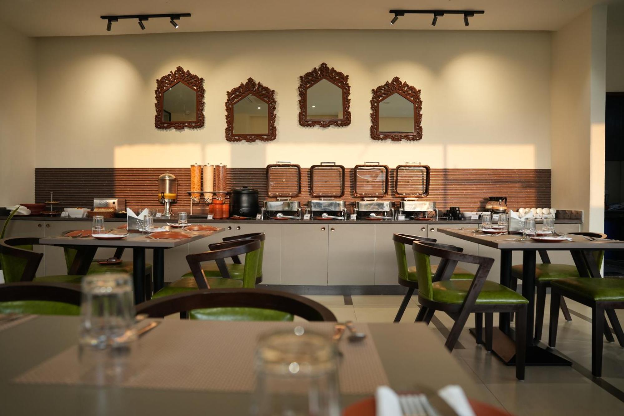 Maritan - Hitech City, Hotel