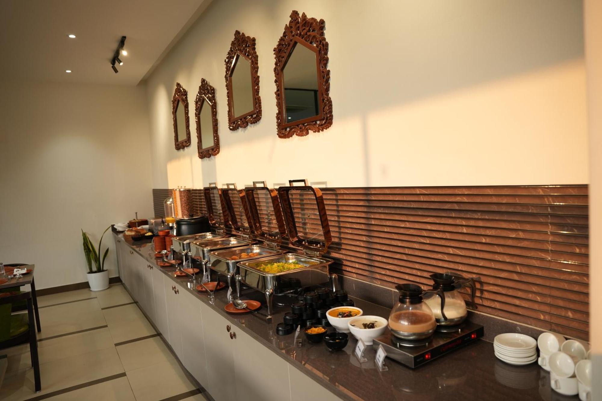 Maritan - Hitech City, 3*