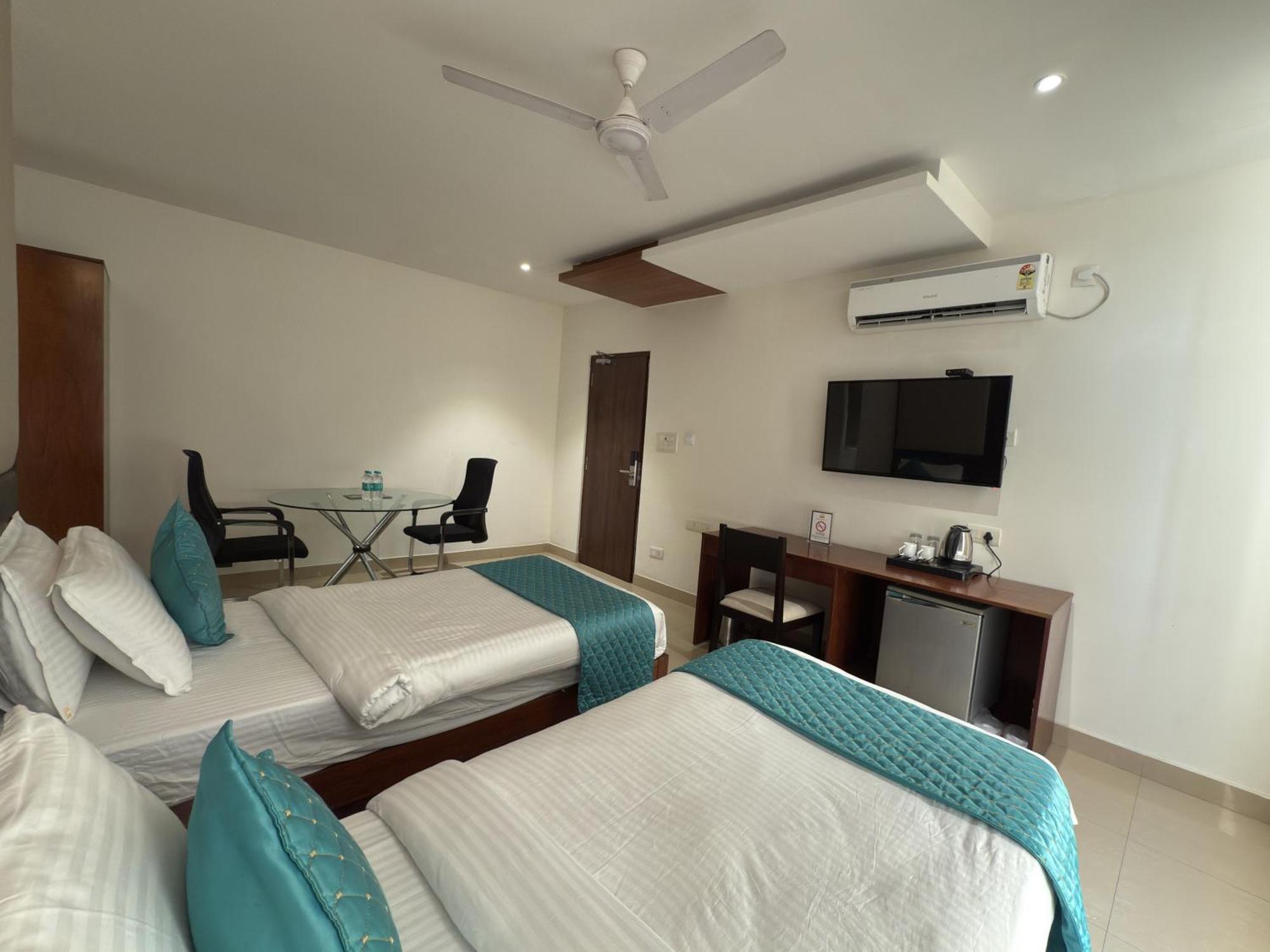 Hotel Maritan - Hitech City, 3*