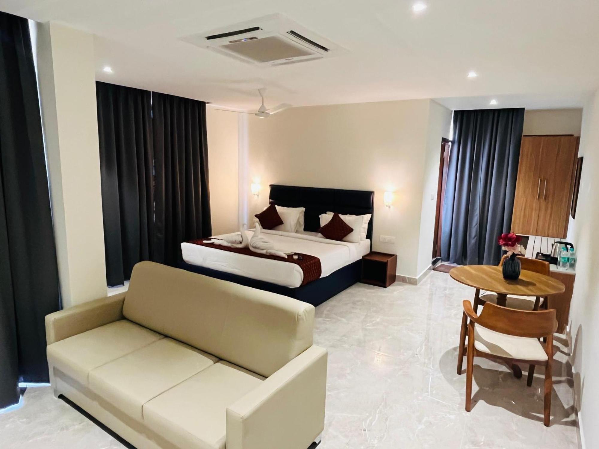 Hotel Maritan - Hitech City, 3*